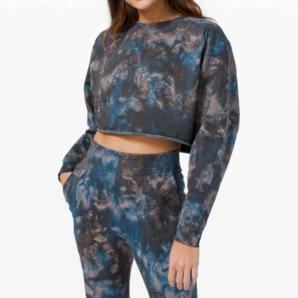 LULULEMON LA Pullover Crew Tie Dye Watercolor Lunar Rock Larkspur Cropped Top
